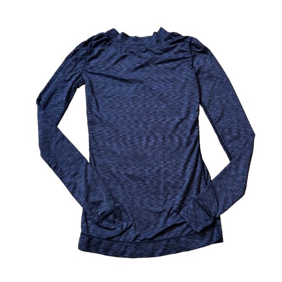 Cuddl Duds Flex Fit Womens Sz XS Gray Long Sleeve Athletic Active V-neck Top - Picture 4 of 6